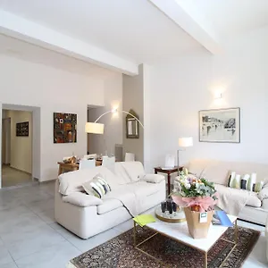  Apartamento T3 Hypercentre Proche Commerce- Parking - 2 Wifi Gratuit Francia